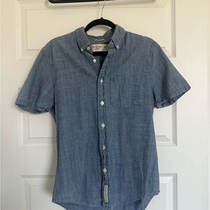 Abercrombie & Fitch Denim Blue Casual Button Down Shirt